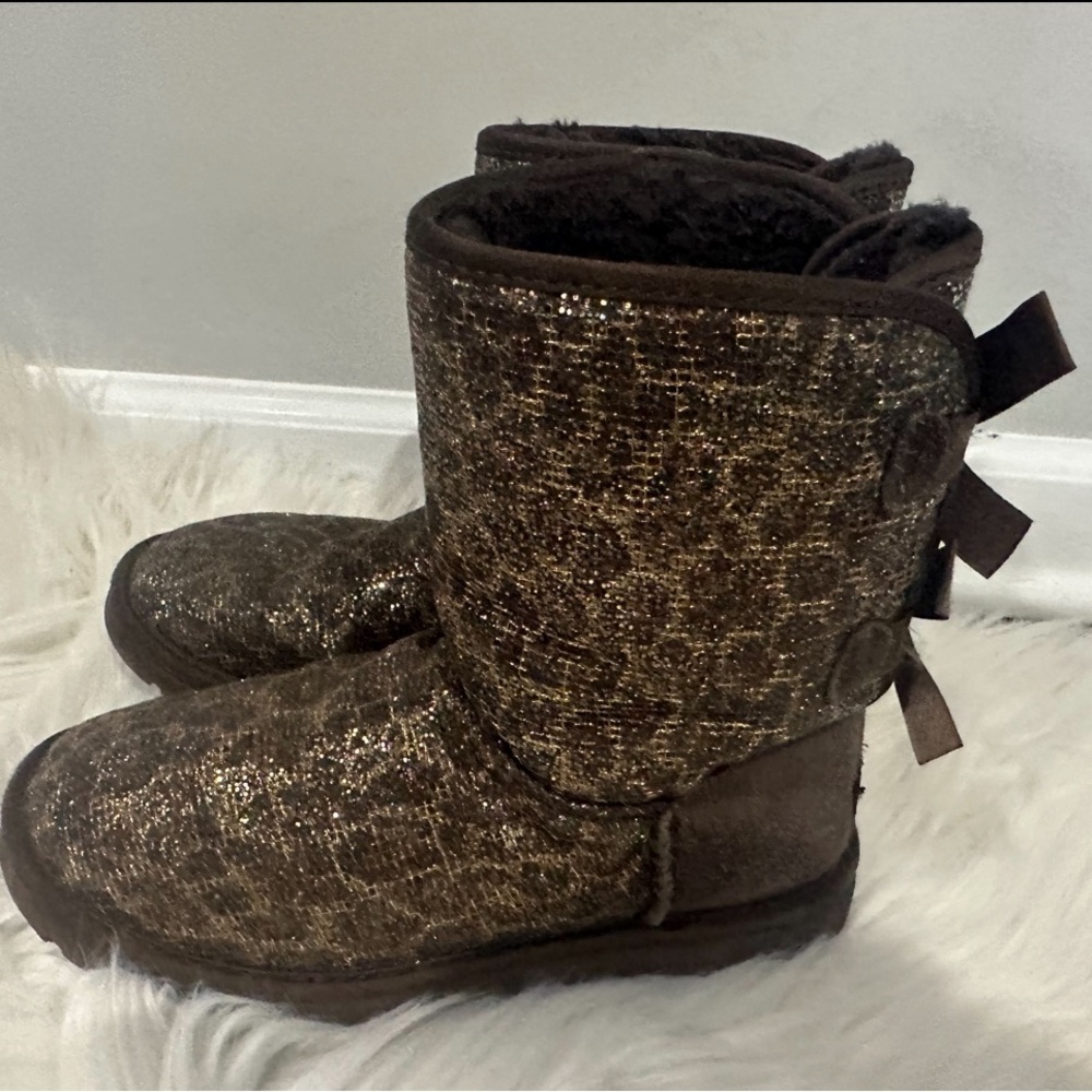Ugg Boots Size 6 Women Glitter Leopard Brown Bows